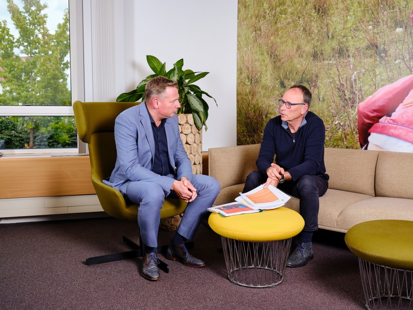 Jos van Bree (voorzitter DB) en Theo Geldens (DB-lid Financiën)
